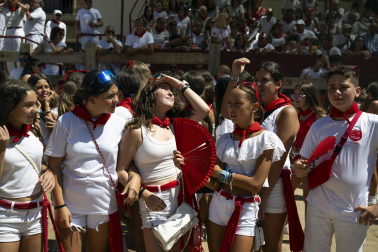 Fotos del cohete de fiestas de Larraga