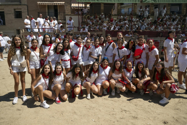 Fotos del cohete de fiestas de Larraga