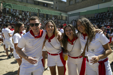 Fotos del cohete de fiestas de Larraga