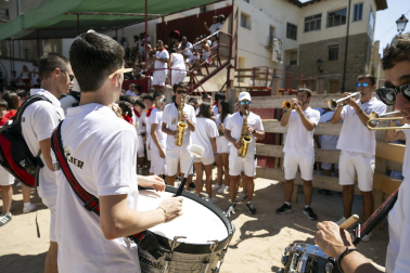 Fotos del cohete de fiestas de Larraga