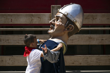 Fotos del cohete de fiestas de Larraga