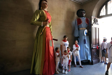 Fotos de la despedida de gigantes de fiestas de Estella