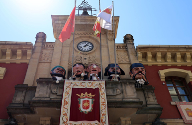 Fotos de la despedida de gigantes de fiestas de Estella