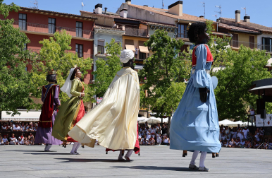 Fotos de la despedida de gigantes de fiestas de Estella