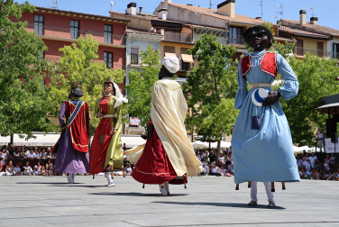 Fotos de la despedida de gigantes de fiestas de Estella