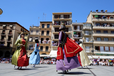 Fotos de la despedida de gigantes de fiestas de Estella