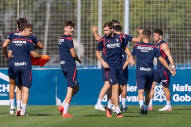 Fotos de la última sesión de Osasuna antes de medirse en EL Sadar al Al-Ain