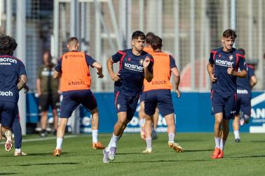Fotos de la última sesión de Osasuna antes de medirse en EL Sadar al Al-Ain