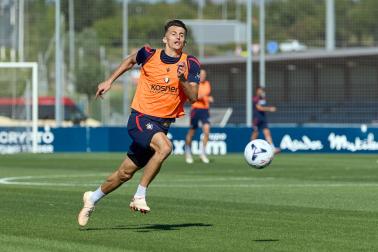Fotos de la última sesión de Osasuna antes de medirse en EL Sadar al Al-Ain