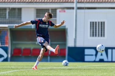 Fotos de la última sesión de Osasuna antes de medirse en EL Sadar al Al-Ain