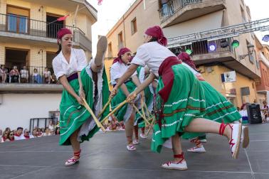 Fotos del paloteado de las fiestas de Fustiñana