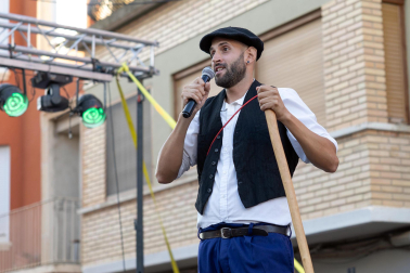 Fotos del paloteado de las fiestas de Fustiñana