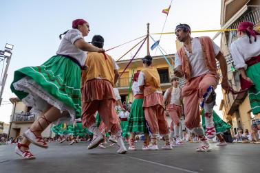 Fotos del paloteado de las fiestas de Fustiñana