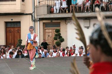 Fotos del paloteado de las fiestas de Fustiñana