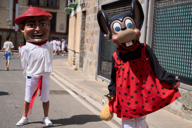 Fotos del inicio de las fiestas de Aoiz 2026