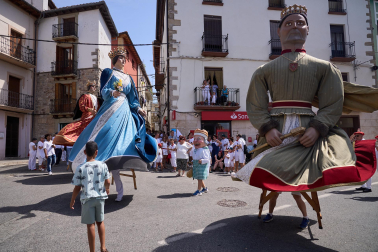 Fotos del inicio de las fiestas de Aoiz 2026