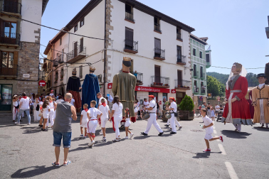 Fotos del inicio de las fiestas de Aoiz 2026