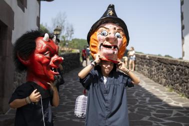 Fotos del inicio de las fiestas de Sunbilla 2026