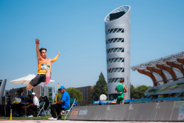 Aritz Goñi, 'volando' en el salto de longitud del Mundial sub20 en Oregón