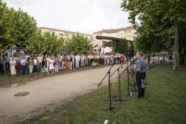 Fotos del homenaje al teniente Casanova, asesinado por ETA hace 26 años