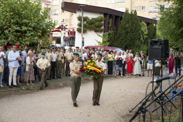 Fotos del homenaje al teniente Casanova, asesinado por ETA hace 26 años