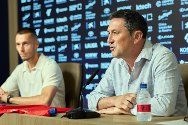 Fotos de la presentación de Jonathan Dubasin