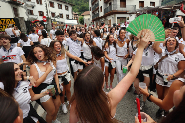 Fotos del inicio de las fiestas de Leitza 2026
