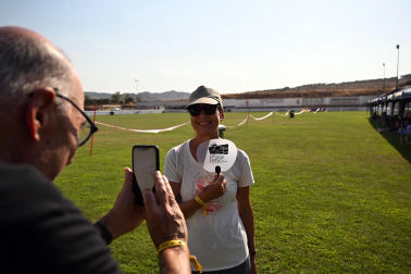 Fotos del eclipse solar en el campo de fútbol de Fitero