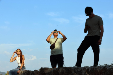 Fotos del eclipse solar en Pamplona