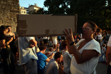 Fotos del eclipse solar en Pamplona