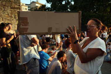 Fotos del eclipse solar en Pamplona