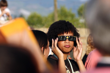 Fotos del eclipse solar en Pamplona
