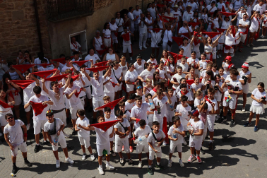 Fotos del inicio festivo en Santacara