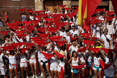 Fotos del inicio festivo en Santacara