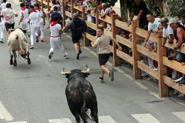 Fotos del primer encierro de las fiestas de Tafalla 2026
