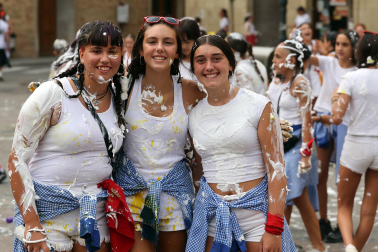 Fotos del cohete de inicio de fiestas en Falces