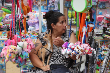 Fotos del cohete de inicio de fiestas en Falces