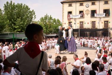 Fotos del inicio de las fiestas en Aibar