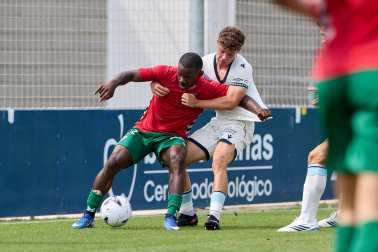 Foto del amistoso entre Osasuna y Arenas de Getxo