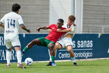 Foto del amistoso entre Osasuna y Arenas de Getxo