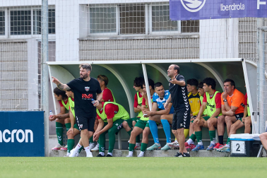 Foto del amistoso entre Osasuna y Arenas de Getxo