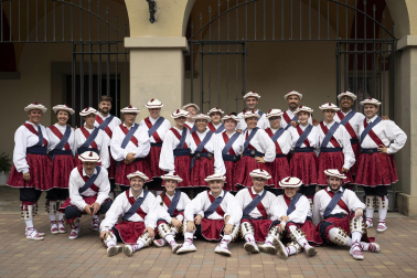 Fotos de la procesión de Burlada en honor a San Juan Bautista