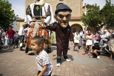 Fotos de la procesión de Burlada en honor a San Juan Bautista