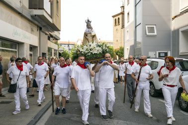 Fotos de la procesión de Burlada en honor a San Juan Bautista