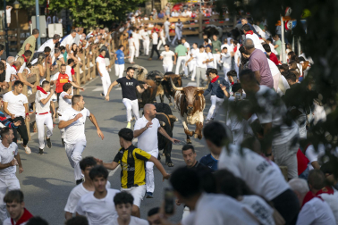 Fotos del segundo encierro de fiestas de Tafalla 2026