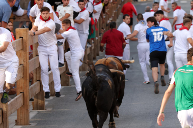 Fotos del segundo encierro de fiestas de Tafalla 2026