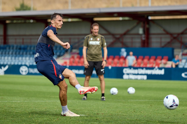 Fotos del entrenamiento de este domingo de Osasuna en Tajonar