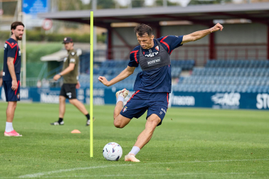 Fotos del entrenamiento de este domingo de Osasuna en Tajonar