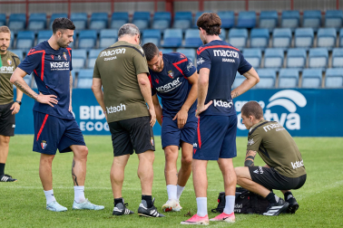 Fotos del entrenamiento de este domingo de Osasuna en Tajonar