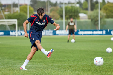 Fotos del entrenamiento de este domingo de Osasuna en Tajonar